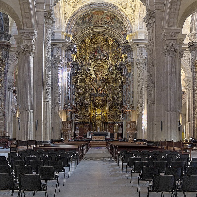Iglesia de El Divino Salvador (Sevilla). Nave central.jpg
