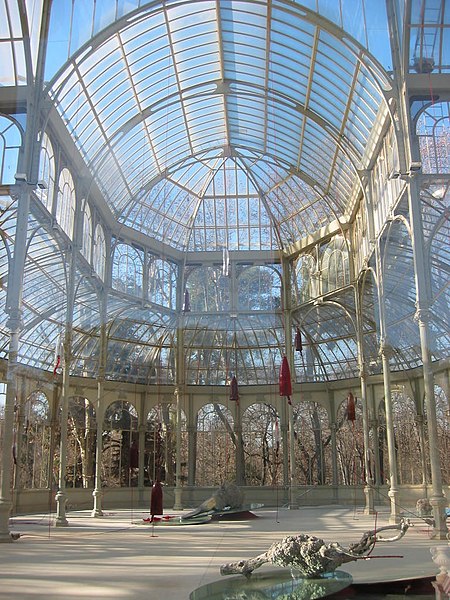 File:Interior Palacio de cristal.jpg