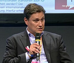 Jan Marco Leimeister - re-publica 2017.jpg