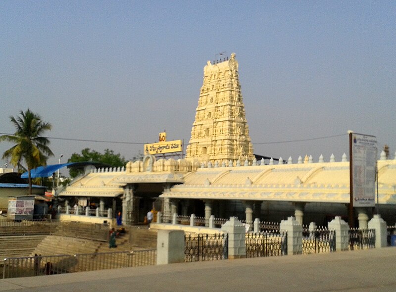 File:Kanipakam Temple Gopuram view.jpg