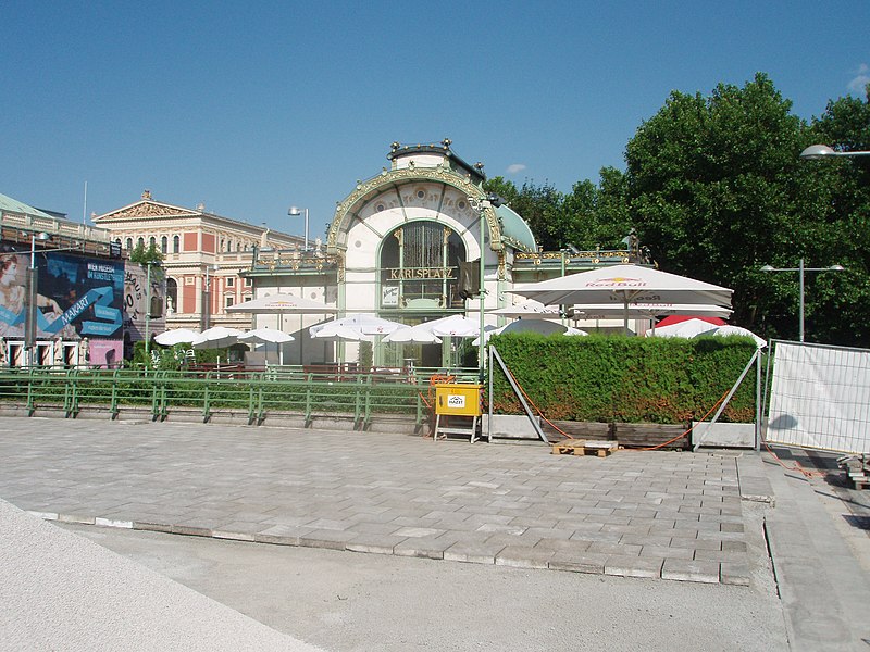 File:Karlsplatz- Wagner's Pavillions - panoramio.jpg