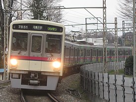 Поезд серии Keio 7000 series