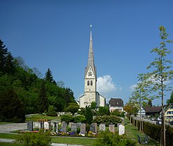 Henaun kirkontorni on Uzwilin vanhin rakennus.