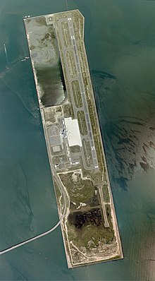 Kitakyushu Airport Aerial photograph.2009.jpg