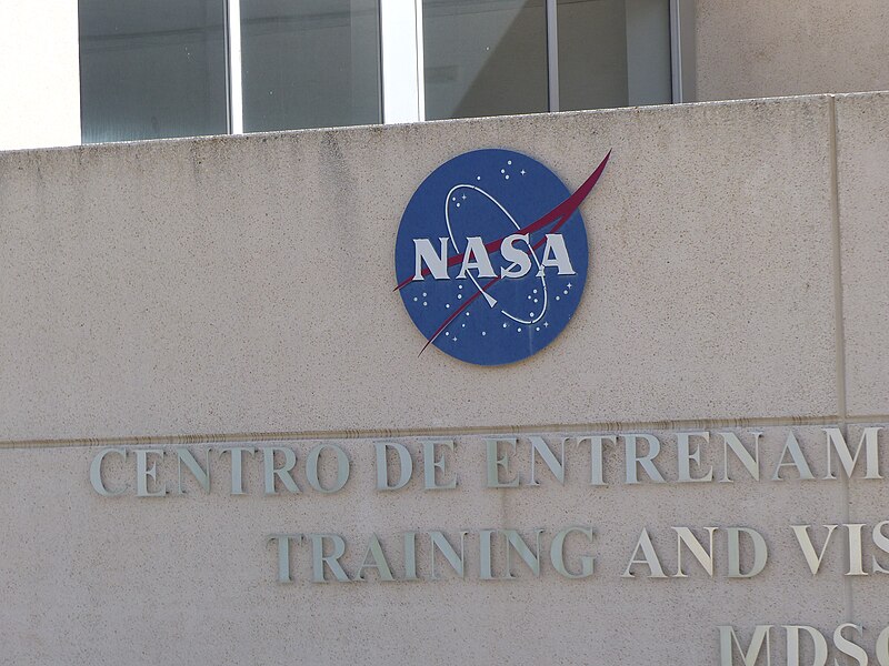 File:Madrid Deep Space Communications Complex, 2016 07.jpg