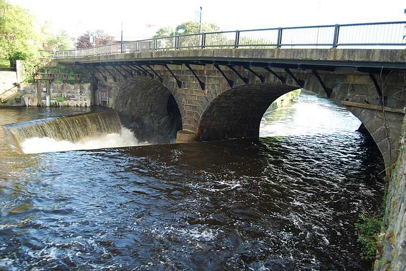 File:Main Bridge Pawtucket.jpg