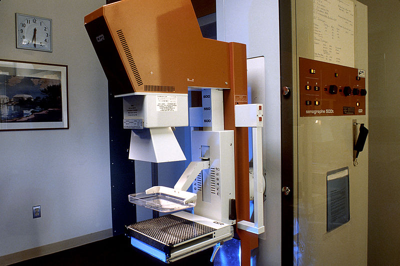 File:Mammography machine.jpg