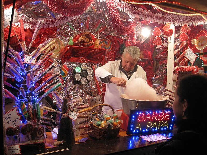 File:Marché Noel Besançon 057.JPG