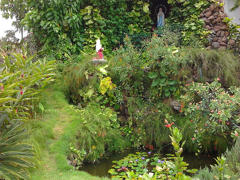 File:Marian grotto with a lily pond in San Thome Basilica, Chennai.jpg