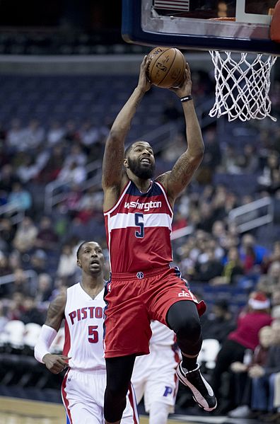 Morris dunks during a 2016 game against the Detroit Pistons