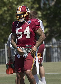 <span class="mw-page-title-main">Mason Foster</span> American football player (born 1989)