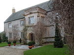 O'rta Lambuk Manor