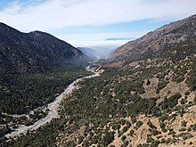 Mill Creek Canyon dari Besar Falls.jpg