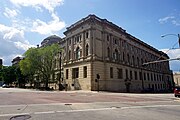 Milwaukee Central Library