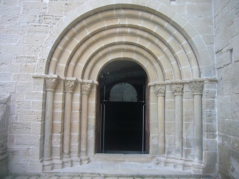 File:Monestir de Sant Benet de Bages (Sant Fruitós de Bages) - 7b.JPG