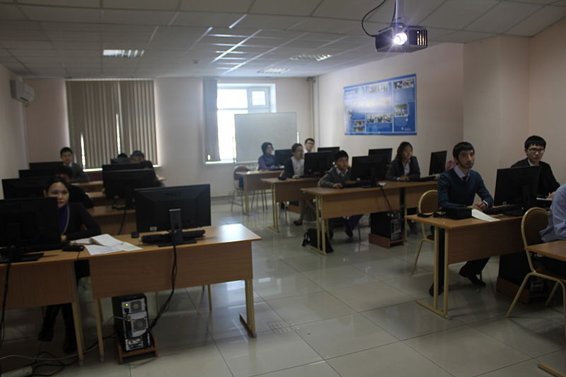 File:NIS Wikipedia Training.JPG