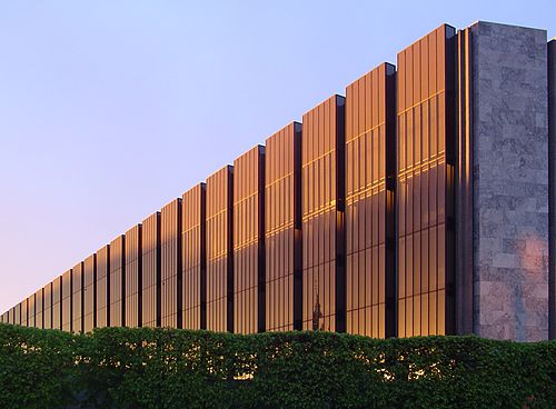 Uden Mudret silhuet Arne Jacobsen - Wikiwand