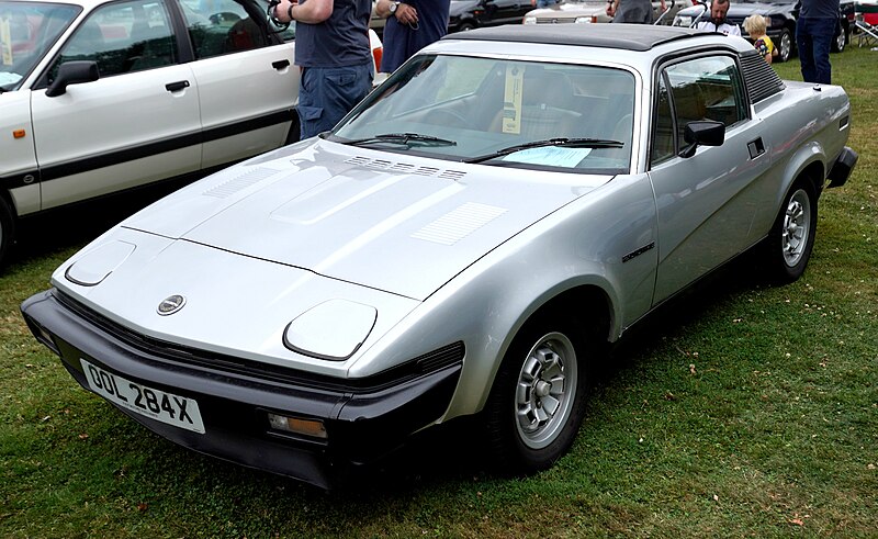 File:OOL284X Triumph TR7.jpg