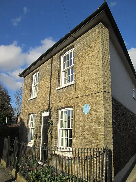 File:Old Police Station Kneesworth Street Royston - geograph.org.uk - 5294881.jpg