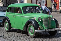 Opel Olympia (1937), four-door saloon (front view)