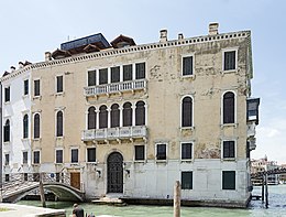 Palazzo Loredan Cini (Venice).jpg