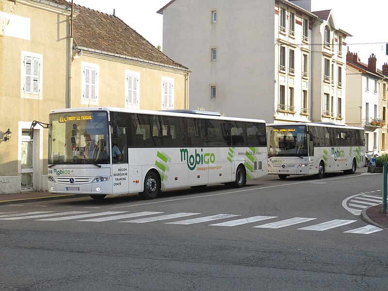 File:Paray-le-Monial - 71600 - 2018.09.01 - Mobigo - CarPostal Loire - Mercedes-Benz Intouro © Anthony Levrot.jpg