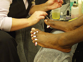 <span class="mw-page-title-main">Pedicure</span> Cosmetic treatment of the feet and toenails pedicure