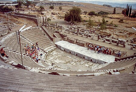 PergamonAsklepieionHofundTheater