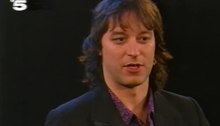 Archivo: Peter Buck Interview by Che, 1988-12.webm