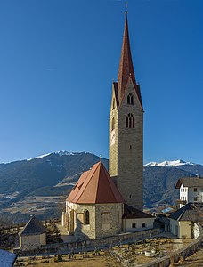 Pfarrkirche St. Andreas Brixen Südtirol.jpg