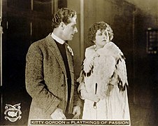Con Kitty Gordon en Playthings of Passion (1919)