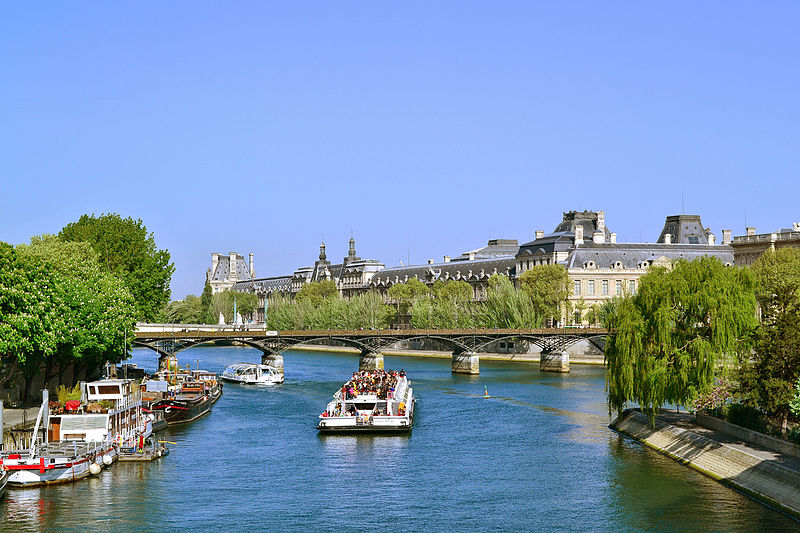 File:Pont des Arts, Paris 16 Avril 2014 003.jpg