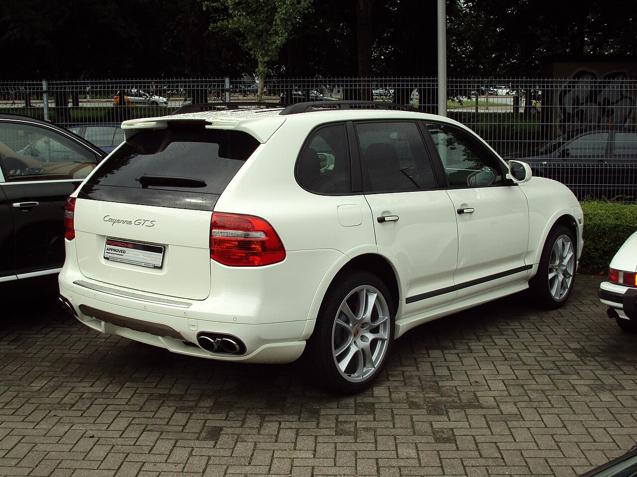 Image of Porsche Cayenne GTS (5076390469)