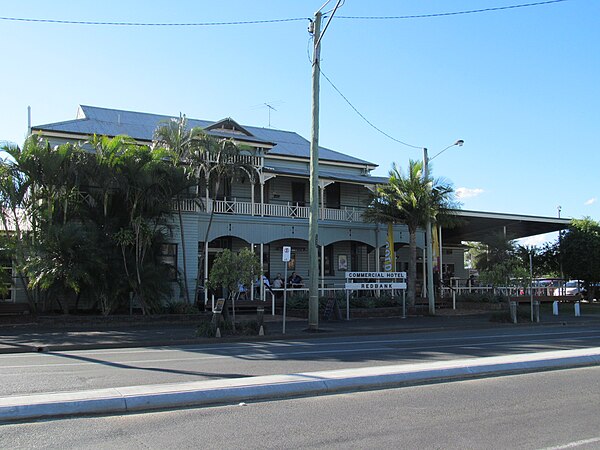 Commercial Hotel, Redbank, 2013