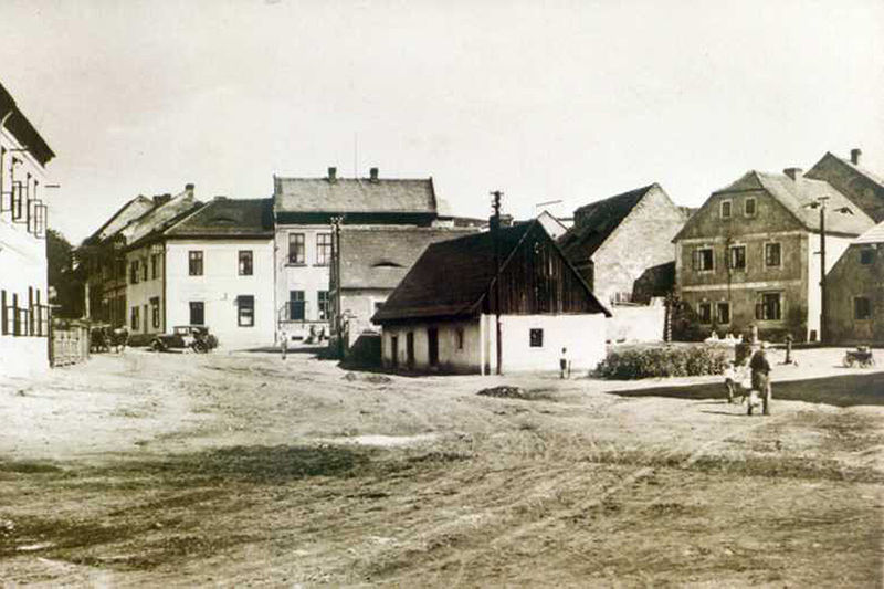 File:Rudolice nad Bílinou.jpg