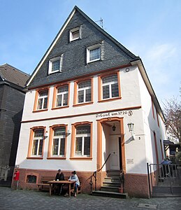 Kirchstraße 5