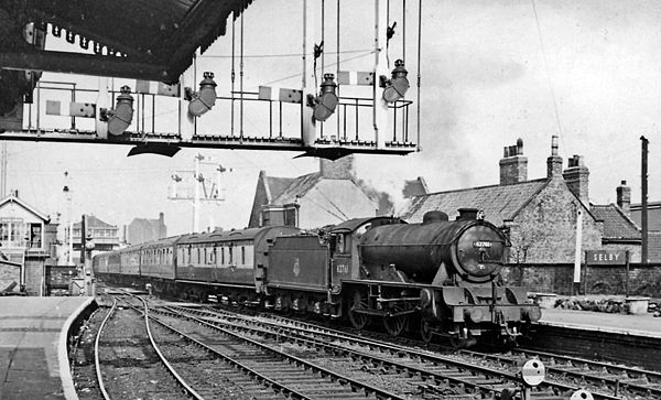 North end of Selby station and the swing bridge (1957)