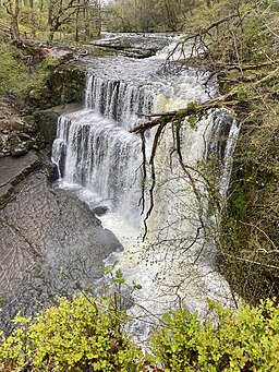 Sgŵd Clun Gwyn - geograph.org.uk - 6840961