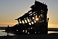 Ship wreck near Astoria - panoramio.jpg