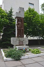 Skadovsk-2017 Monument of S.Skadovskiy (YDS 2394).jpg