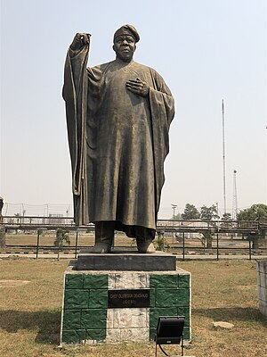 Olusegun Obasanjo: Haihuwa, Farkon rayuwa, Aikin soja