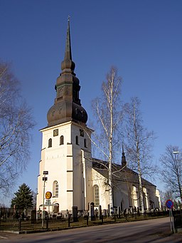 Stora Tuna kyrka i april 2008
