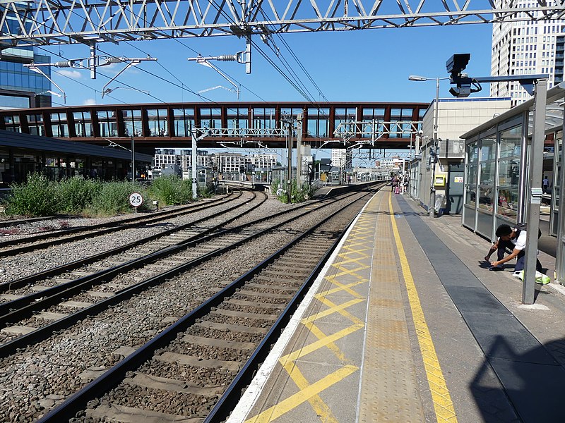 File:Stratford station 22nd June 2022 63.jpg