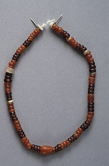 String of beads; 3300–3100 BC; carnelian, garnet, quartz and glazed steatite; length: 20.5 cm; by Naqada III culture Metropolitan Museum of Art