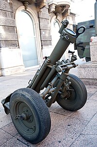 Teski minobacac 120 mm UB M52 2011 7242.jpg