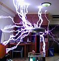 Tesla coil spark(1).jpg