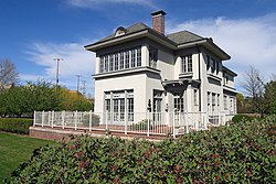 The Kellogg House (battlecreekcvb) 002.jpg