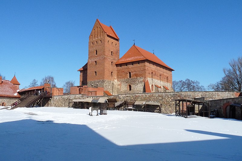 File:Trakai - panoramio (7).jpg