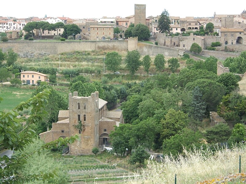 File:Tuscania02.JPG