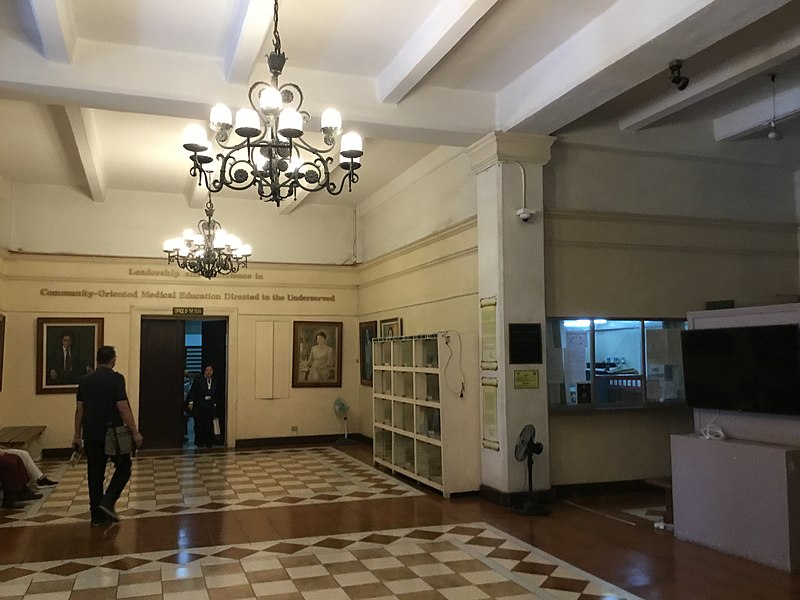 File:UP Manila Calderon Hall Lobby.jpg